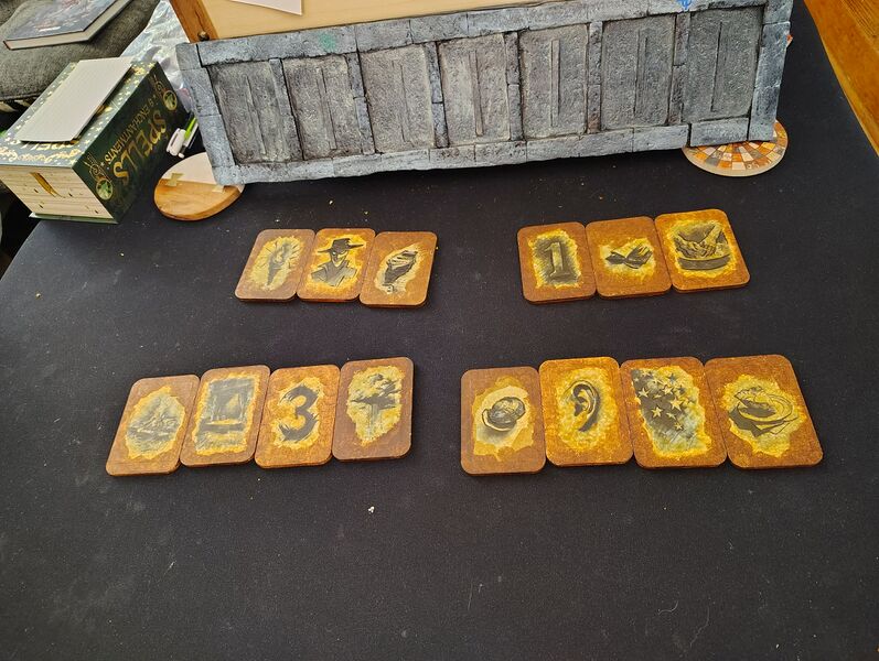 File:Tiles side 2.jpg